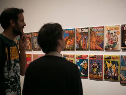 Algunas de las cien portadas de 'El Víbora' que pueden verse en la exposición del MNAC. 