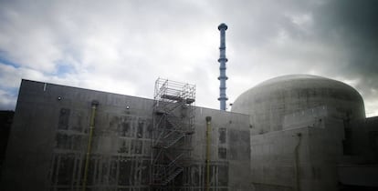 Reactor nuclear en Flamanville, Francia.