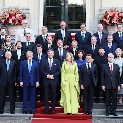 President Donald Trump, front fourth left, poses with Netherland's King Willem Alexander, Netherland's Queen Maxima and NATO heads of state and government during a group photo at the Paleis Huis ten Bosch on the sidelines of the NATO summit in The Hague, Netherlands, Tuesday, June 24, 2025. (Christian Hartmann, Pool Photo via AP)