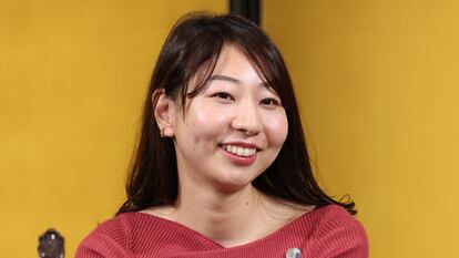 La escritora japonesa Rie Kudan, ganadora del premio Akutagawa, durante una rueda de prensa en enero.