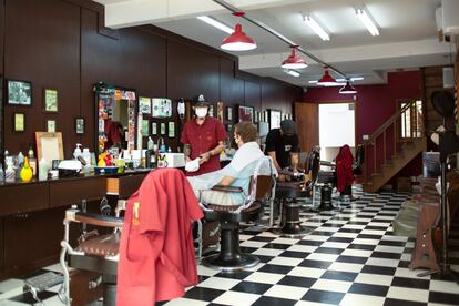 Las peluquerías y barberías pudieron reabrir el lunes 6 de julio.