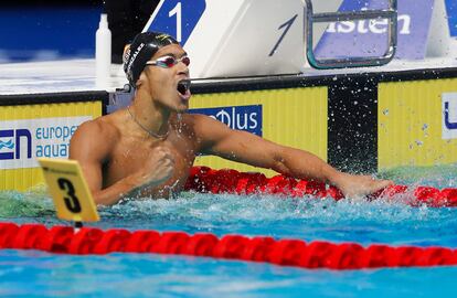 Hugo González, tras ganar los 200 estilos en los Europeos de Natación.