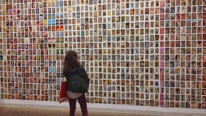 Un aspecto de la exposición de postales de Oriol Vilanova en la Fundació Tàpies.