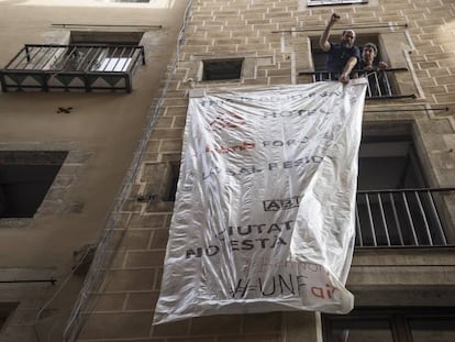 Protesta contra los pisos tur&iacute;sticos.