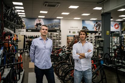 Borja Mesonero (derecha) y Juan Carretero, accionistas de Bike Ocasión. 