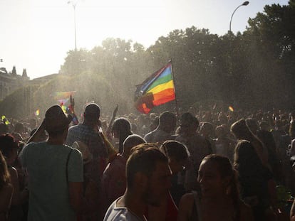 Alrededores de Cibeles, en Madrid, durante la celebración del Orgullo 2015.