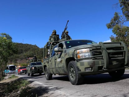 Militares, en una carretera de Guerrero