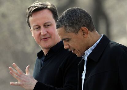 Cameron y Obama charlan poco después de la llegada del 'premier' a Washington.