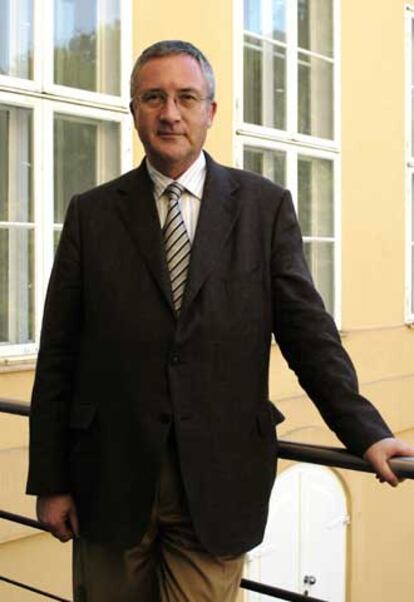 Manfred Güllner.