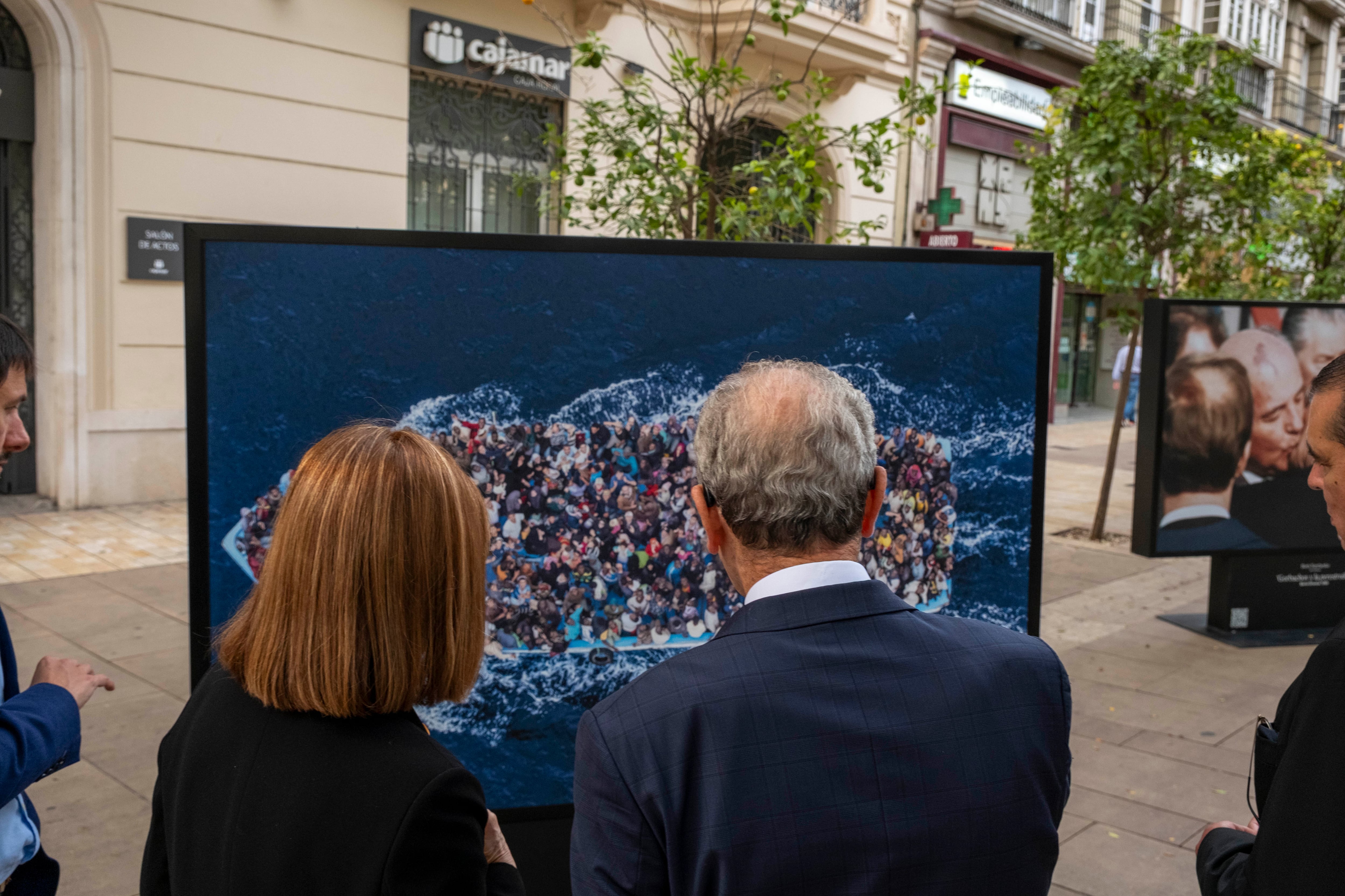 Disfruta de una visita guiada por la exposición ‘Momentos’ en Málaga