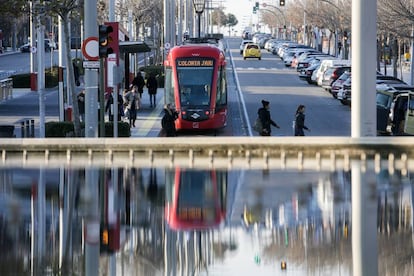 Metro Ligero a su paso por Boadilla del Monte.