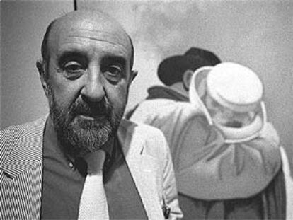 El artista Eduardo Úrculo, en una imagen tomada en 1997.