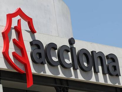 La familia Entrecanales reestructura su participación de control en Acciona