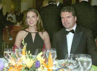 El ex presidente de Telefónica Juan Villalonga y Adriana Abascal.
