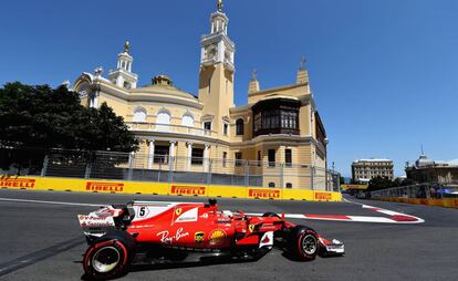 Vettel, en el circuito de la ciudad de Bakú.