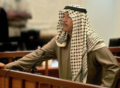 Alí el Químico, durante una sesión del juicio por la matanza de miles de kurdos el pasado 24 de junio en Bagdad.
