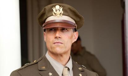 Matthew Fox en un fotograma de 'Emperador'.