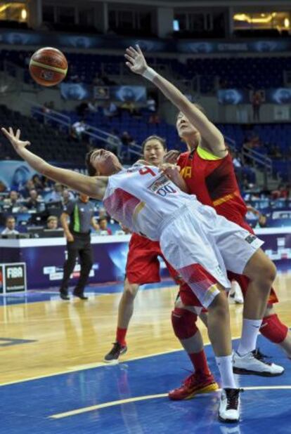 Laura Nicholls, en un momento del partido contra China.