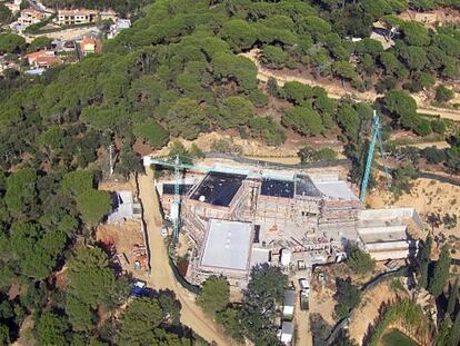 Trabajos de construcci&oacute;n d el mansi&oacute;n en Can Juncadella.