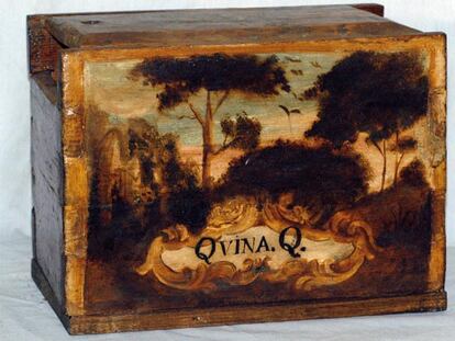 Caja del siglo XVIII, de la exposición <i>Mutis al natural</i>.