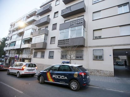 Edifici on un matrimoni i la seva filla de 12 anys han mort a Alacant.