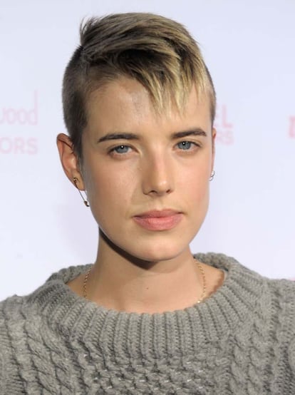 La modelo Agyness Deyn hizo de su peinado su seña de estilo. Aunque ahora ha abandonado el rapado por una melenita más dulcificadora (como se puede comprobar en su segunda colaboración con Dr. Martens), la joven aportó frescura en la pasarela renegando de la melena.