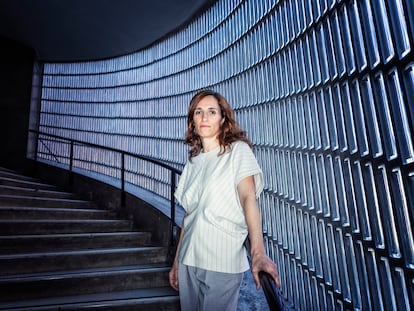Mónica García, ministra de Sanidad, en la sede del departamento.
