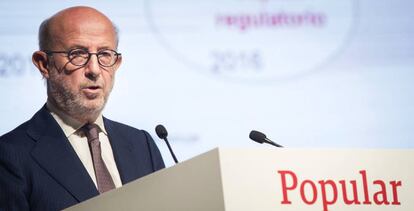 El presidente del Banco Popular, Emilio Saracho, ayer en su primera junta de accionistas.