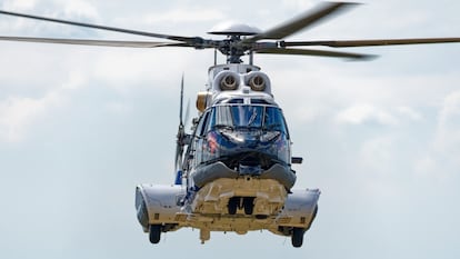 Anzen trabaja en sistemas aeroespaciales.