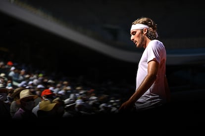 Tsitsipas, durante la final contra Djokovic.