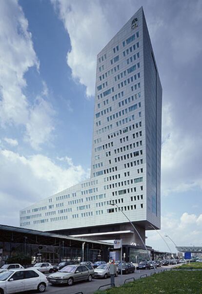 Edificio de Crédit Lyonnais  en Lille, de Portzamparc.