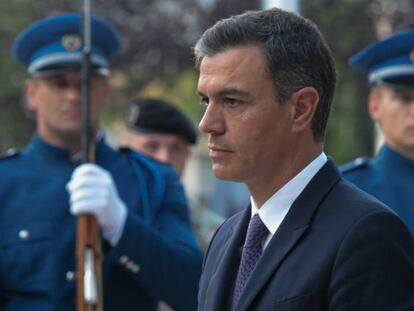 El presidente del gobierno, Pedro Sánchez, en Mostar (Bosnia Herzegovina).