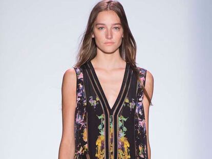 Las líneas rectas y sencillas de BCBG Max Azria