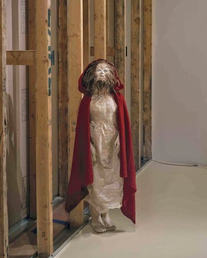 Daughter, de Kiki Smith.