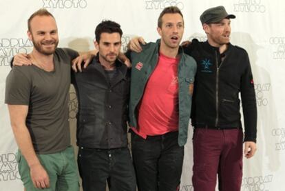 Los miembros de Coldplay esta tarde en Madrid: de izquierda a derecha, Will Champion, Guy Berryman, Chris Martin y Jon Buckland.