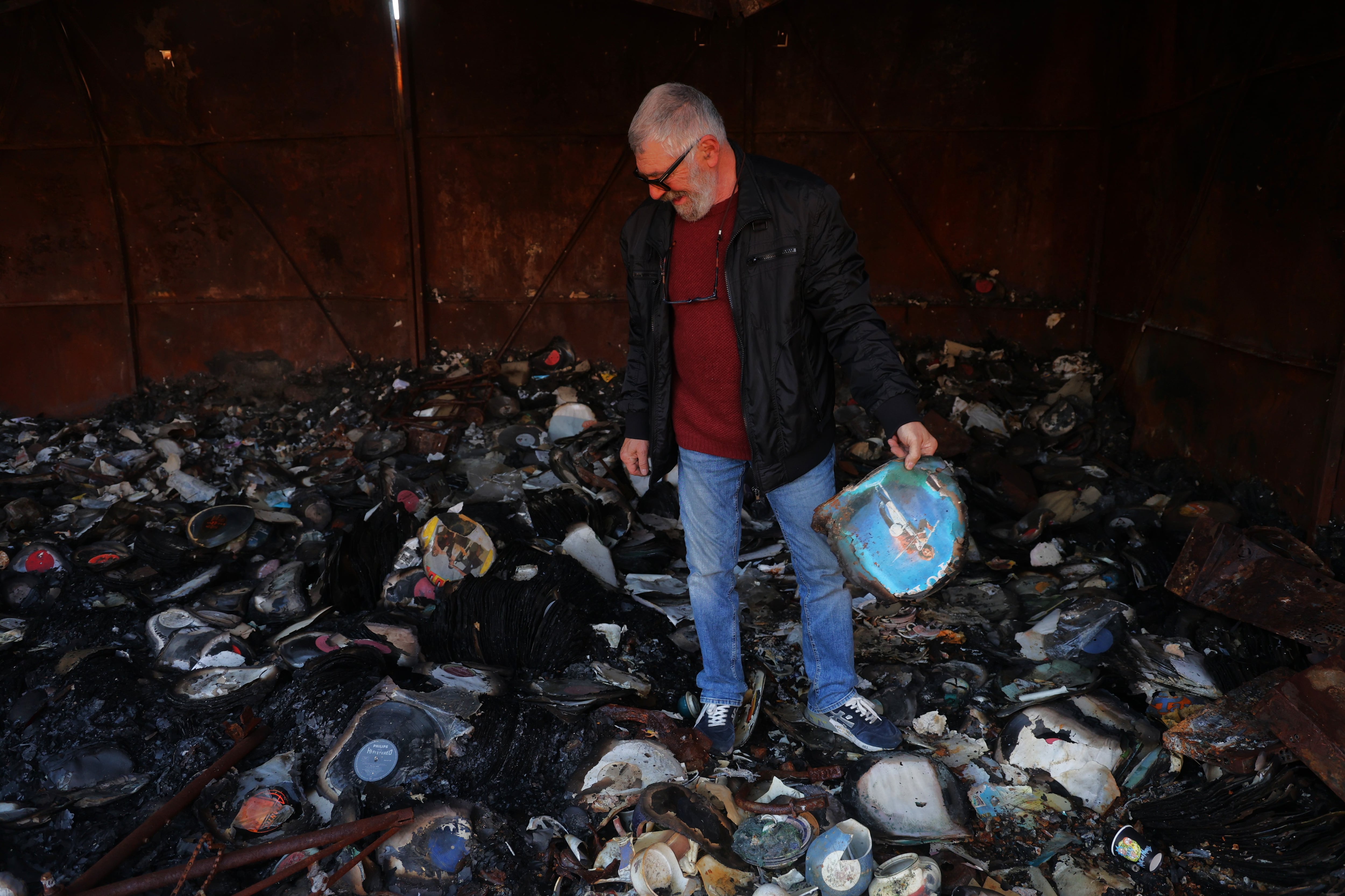 Las bombas rusas sepultan discos y la memoria de un Kiev donde “la pista de baile se petaba”