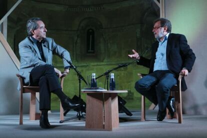 Juan Luis Cebrián e Iñaki Gabilondo, en el Hay Festival de Segovia.