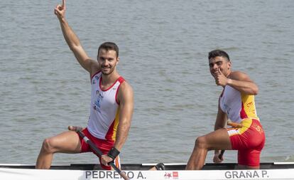 Pedrero y Graña celebran el oro mundial en el C2-200.