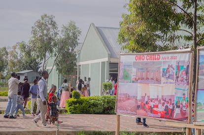 Además de orfanato, el Omo Child también es un colegio para varios centenares de alumnos de la ciudad de Jinka, el centro urbano más importante del Valle del Omo.