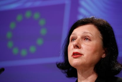 La viepresidenta de la Comisión Europea, Vera Jourová, este miércoles, en Bruselas.