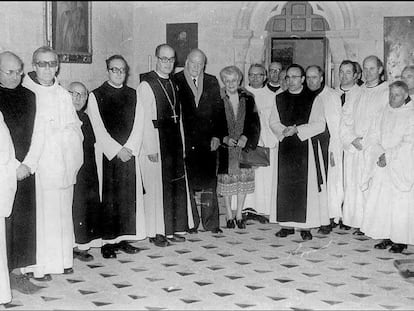 El presidente de la Generalitat Josep Tarradellas y su mujer, durante una visita a Poblet, en 1979.