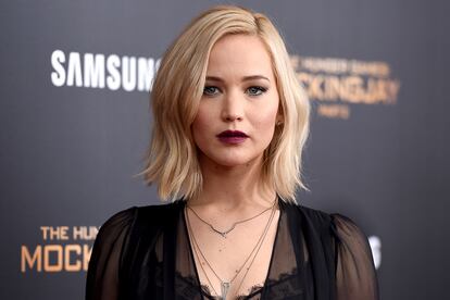 Jennifer Lawrence – Tal fue la exigencia emocional del rodaje del thriller Madre! de Darren Aronofsky, que la ganadora del Oscar pidió tener un lugar en el que liberar toda la tensión acumulada ante la cámara. Lawrence contó con lo que ella misma calificó como “una tienda de campaña Kardashian”, a la que acudía durante los descansos para ver episodios del reality televisivo protagonizado por el clan. “Mi lugar feliz”, añadió.