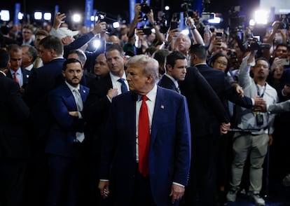 Donald Trump, en la sala de prensa tras el debate.