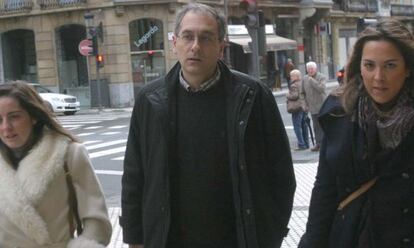 José María Bravo, a su llegada a la sede de la Audiencia de Gipuzkoa.