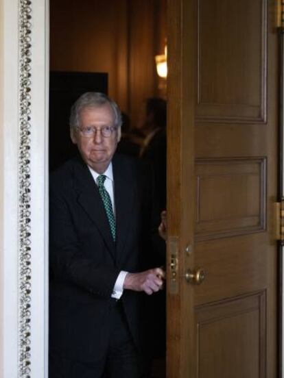 El líder de la mayoría republicana en el Senado, Mitch McConnell. 