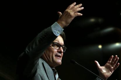 El candidato n&ordm; 4 de la candidatura Junts pel S&iacute;, Artur Mas, se dirige a empresarios que apoyan la lista independentista.