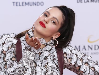 Rosalía, a su llegada a los premios Billboard Latin Music en Las Vegas, el 25 de abril.