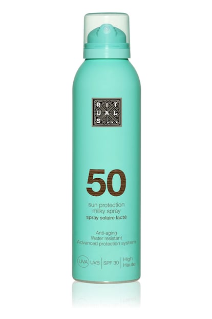2. 'Sun protection milky spray SPF 50' de Ritulas. Es resistente al agua (c.p.v.)