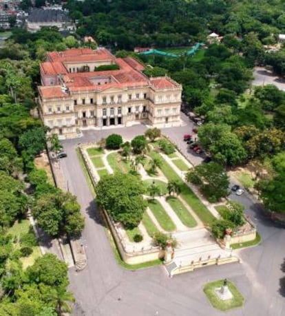 Imagem do prédio do Museu Nacional.