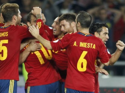 Los jugadores españolas celebran un gol en el partido disputado ante Georgia el pasado mes de septiembre